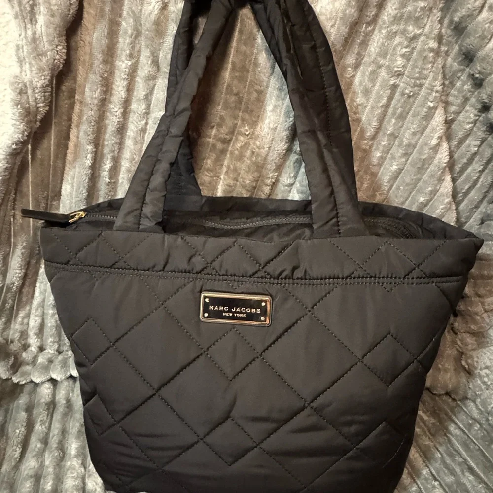 Marc Jacobs Black Quilted Tote Bag - Picture 4 of 14